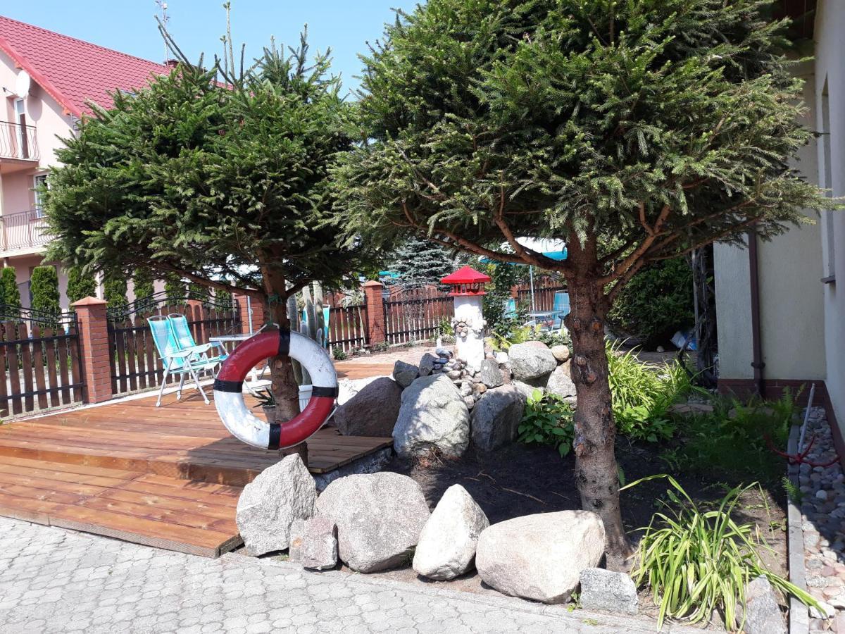 Pokoje Goscinne Motylek Dzwirzyno Exterior photo